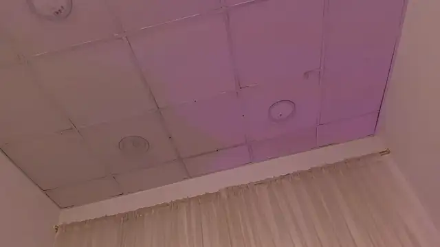 Snapshot of hiddenlust_ chatting on November 2025 12:28:02 PM hiddenlust online show from November 2025 12:28:02 PM