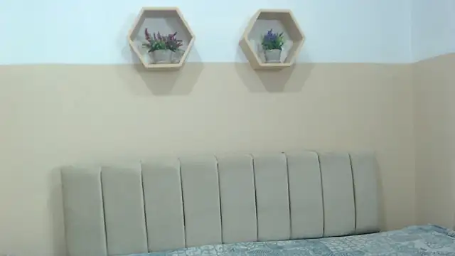 Snapshot of Charlothe_7 chatting on April 2026 03:48:02 PM Charlothe 7 online show from April 2026 03:48:02 PM