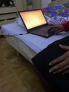 sweetblacky87 online show from February 2026 10:32:02 PM