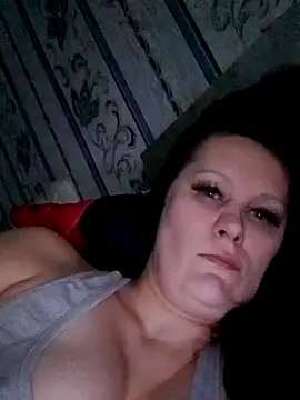 RomiTreats online show from November 2025 12:02:02 PM