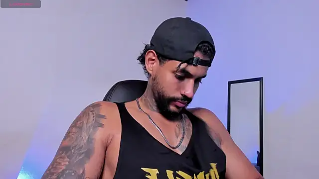 LuigiVitale 1 online show from July 2026 01:34:02 AM