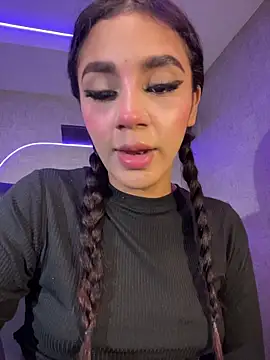 amber riix online show from November 2025 04:19:02 PM