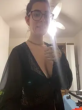 Snapshot of fer-nanda chatting on February 2026 10:17:01 PM fer-nanda online show from February 2026 10:17:01 PM