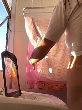 fer-nanda online show from April 2026 08:20:02 PM