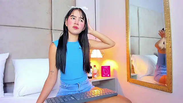 angelaG1 online show from March 2026 08:25:02 PM