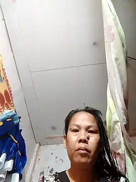 Snapshot of Milky_juicycum chatting on December 2025 04:44:02 AM Milky juicycum online show from December 2025 04:44:02 AM