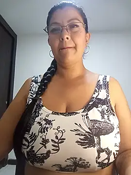 Snapshot of CelesteAlvarez1989 chatting on May 2026 03:57:02 AM CelesteAlvarez1989 online show from May 2026 03:57:02 AM