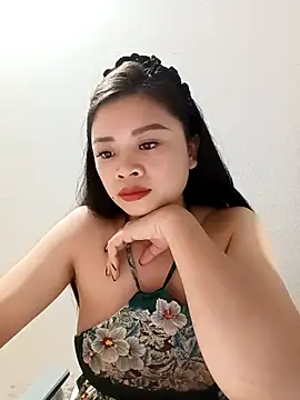 Snapshot of sara-xx chatting on March 2026 02:37:01 AM sara-xx online show from March 2026 02:37:01 AM