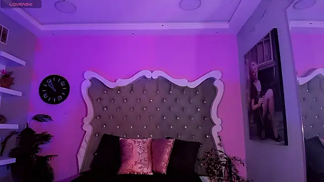 LeslieAmor1 online show from November 2025 06:01:01 AM