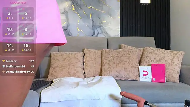 zendayavg online show from November 2025 11:42:02 AM