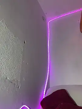 Luigi cumming1 online show from July 2026 02:45:02 PM