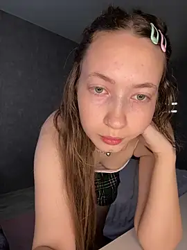 Holy Poly online show from March 2026 05:35:02 AM