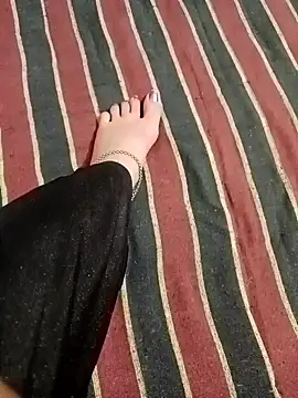 Snapshot of Aradhna_08 chatting on November 2025 04:40:02 AM Aradhna 08 online show from November 2025 04:40:02 AM