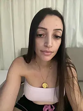 BelleRune online show from January 2025 05:06:01 PM