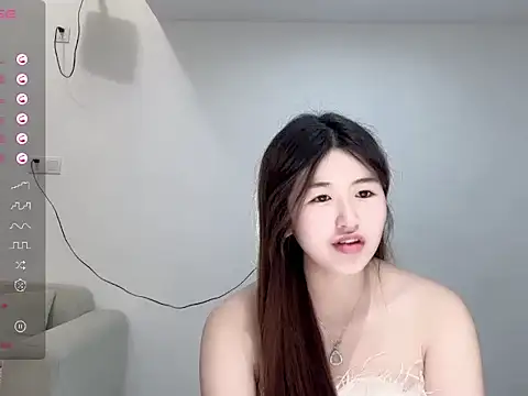 Snapshot of youyou-668 chatting on November 2025 11:09:02 AM youyou-668 online show from November 2025 11:09:02 AM