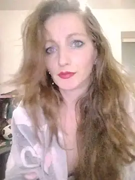 Snapshot of CrazyMaya39 chatting on April 2026 03:57:02 AM CrazyMaya39 online show from April 2026 03:57:02 AM