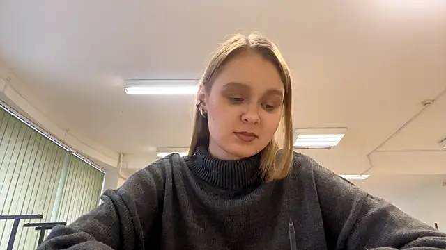 Snapshot of PaulitaSolow chatting on November 2025 08:36:01 AM PaulitaSolow online show from November 2025 08:36:01 AM