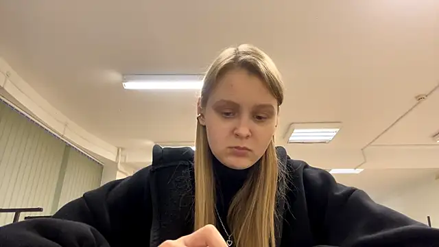 Snapshot of PaulitaSolow chatting on November 2025 01:23:01 PM PaulitaSolow online show from November 2025 01:23:01 PM