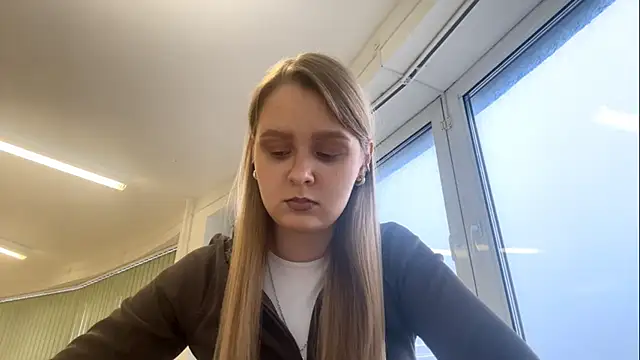 Snapshot of PaulitaSolow chatting on November 2025 12:09:02 PM PaulitaSolow online show from November 2025 12:09:02 PM