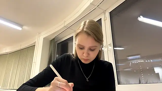 Snapshot of PaulitaSolow chatting on December 2025 03:06:01 PM PaulitaSolow online show from December 2025 03:06:01 PM