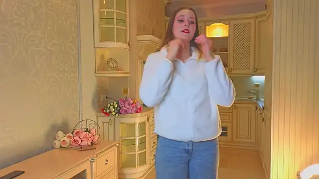 Snapshot of SusyGlines chatting on November 2025 04:12:02 AM SusyGlines online show from November 2025 04:12:02 AM