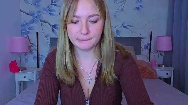 Sweetie kitty1 online show from November 2025 02:49:02 PM