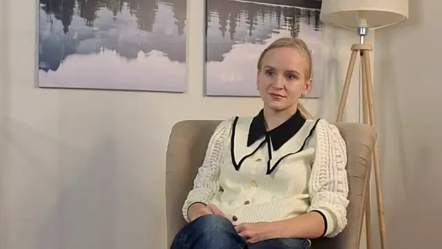 ToshiaPotvin online show from November 2025 07:14:02 AM