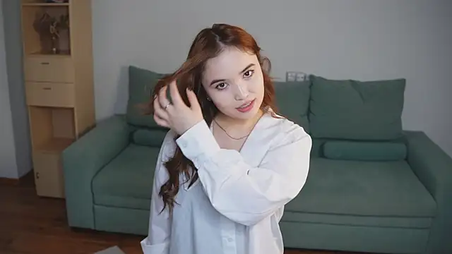 Snapshot of BetseyLaszlo chatting on November 2025 04:46:02 AM BetseyLaszlo online show from November 2025 04:46:02 AM