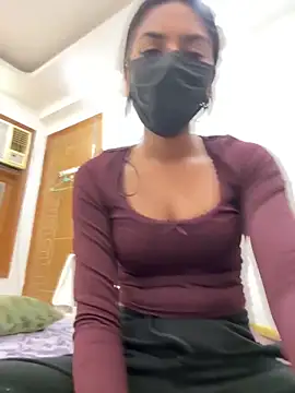 Snapshot of sexyayeshadesi chatting on May 2026 05:43:01 PM sexyayeshadesi online show from May 2026 05:43:01 PM