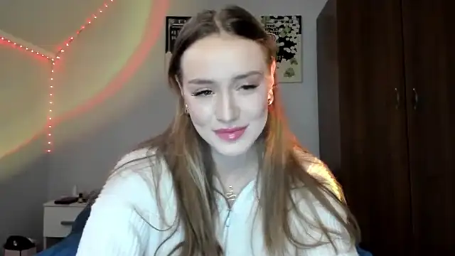 tinyglow online show from March 2026 12:37:01 AM