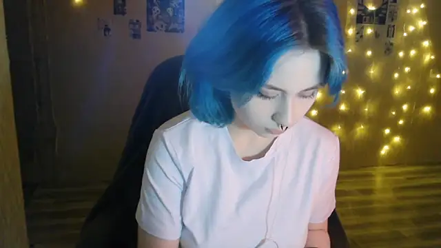 caramelleia online show from November 2025 11:53:01 PM