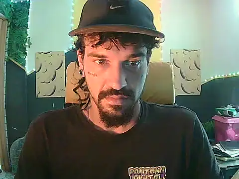 Snapshot of xxxbananaboy chatting on November 2025 05:00:01 PM xxxbananaboy online show from November 2025 05:00:01 PM