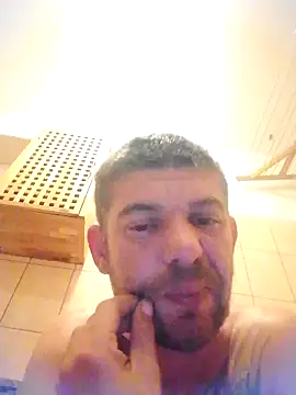 Motosz online show from November 2025 08:51:01 PM