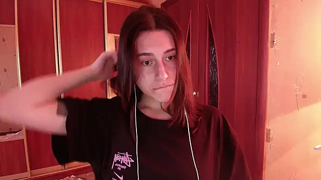 KristinaScott online show from April 2026 03:32:02 PM