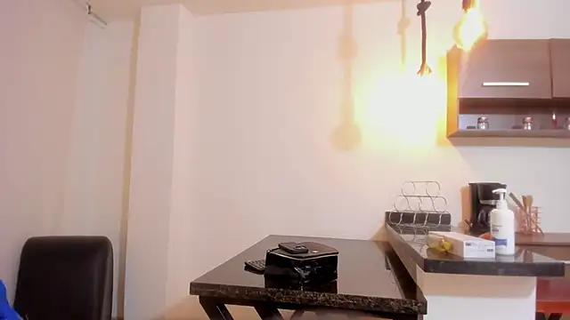 Snapshot of Emily_Frostt chatting on December 2025 08:04:02 PM Emily Frostt online show from December 2025 08:04:02 PM