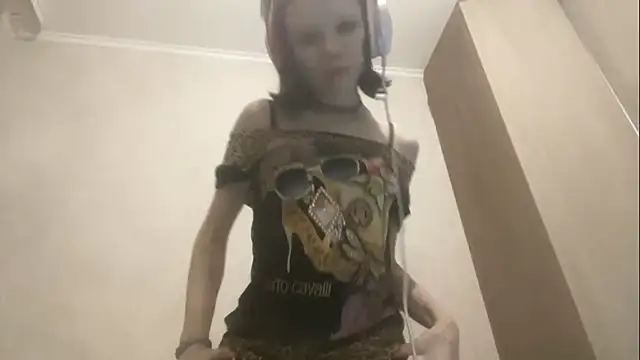 Storma Webber online show from November 2025 11:47:01 AM