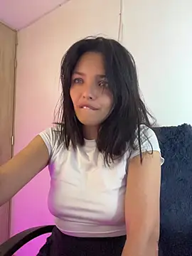 LaraDanverss online show from June 2026 02:16:02 PM