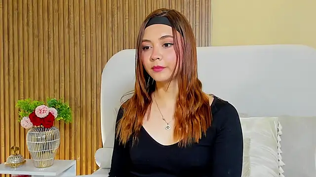 LondraBlush online show from April 2026 01:33:02 PM