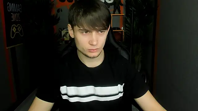 AlejandroEllias online show from February 2026 05:45:01 AM