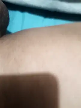 carlostdh91 online show from November 2025 09:54:01 PM