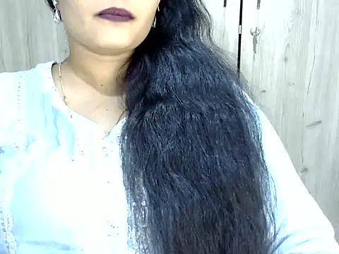 Muskan Jha online show from April 2026 03:42:02 PM