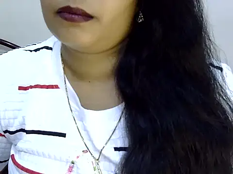 Muskan Jha online show from April 2026 01:04:02 PM