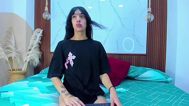 Loversinfire2 online show from December 2025 08:28:02 PM