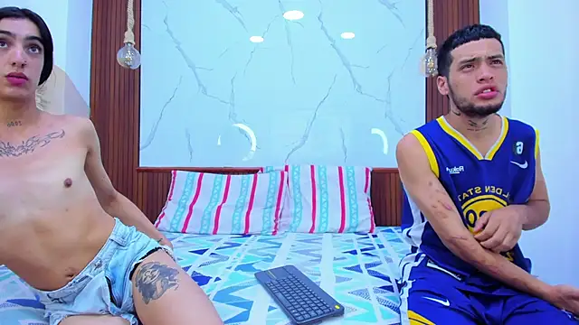 Loversinfire2 online show from April 2026 02:44:02 AM