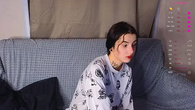 Donna Hicks online show from November 2025 02:39:02 PM