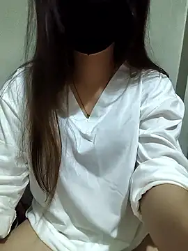 Snapshot of Lousii chatting on January 2026 07:04:02 PM Lousii online show from January 2026 07:04:02 PM