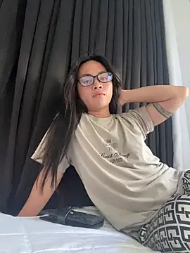 hugecockhiraya online show from February 2026 07:46:01 AM