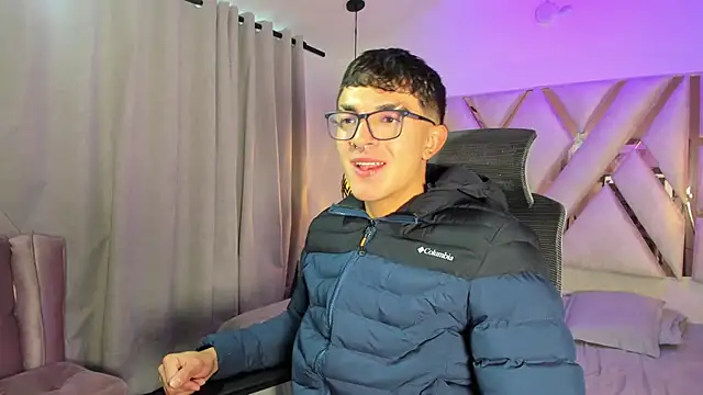 sayronvg online show from November 2025 11:43:02 AM