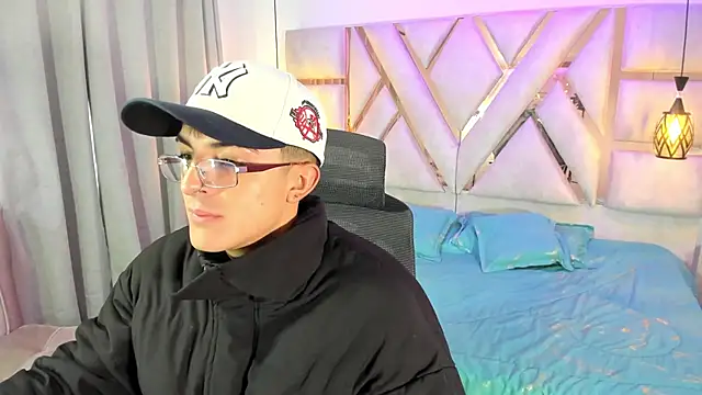 sayronvg online show from December 2025 11:59:01 AM