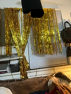 Snapshot of Motherbigbus chatting on January 2026 07:21:01 AM Motherbigbus online show from January 2026 07:21:01 AM